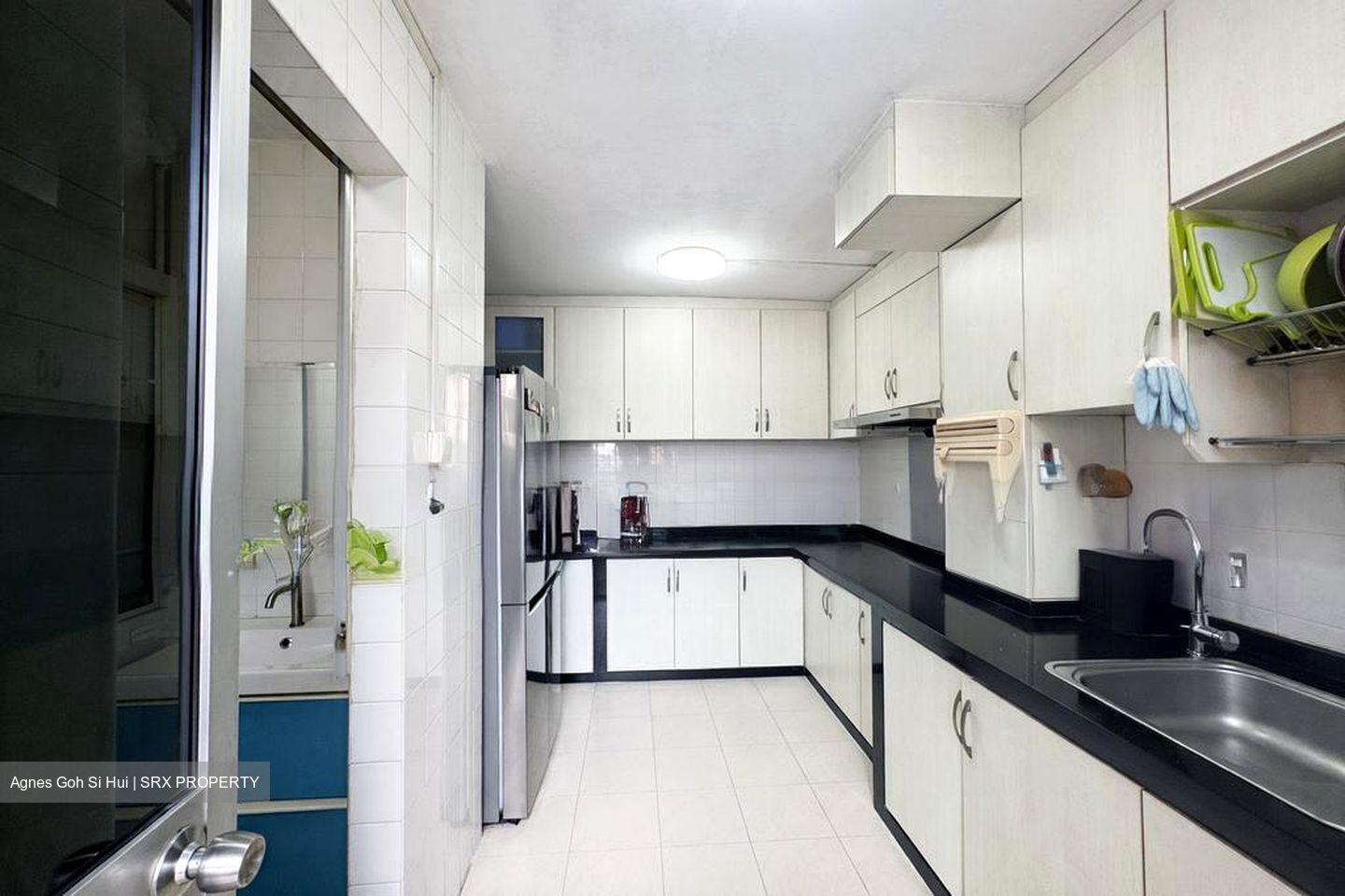 Blk 834 Hougang Central (Hougang), HDB Executive #568550411
